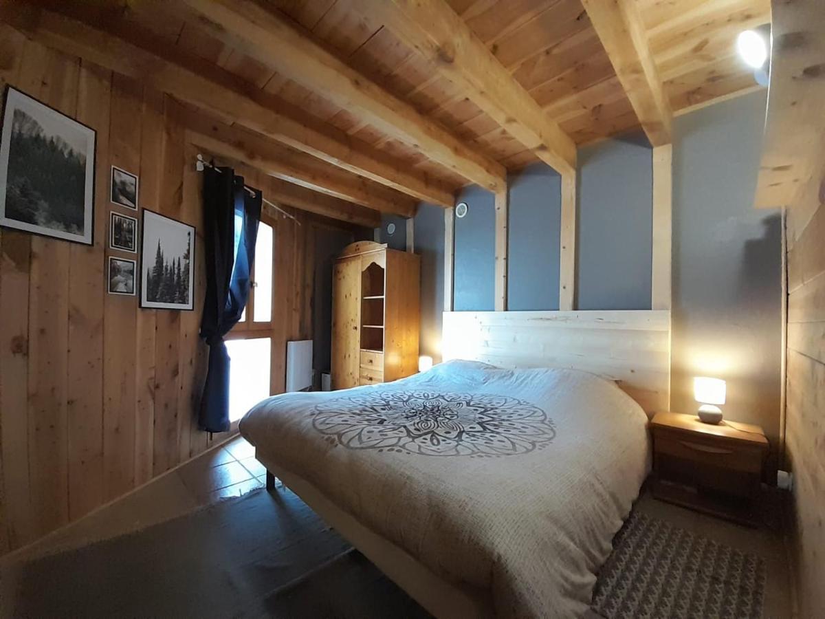 Maison De Montagne Dans Charmant Village Du Capcir Fontrabiouse Экстерьер фото